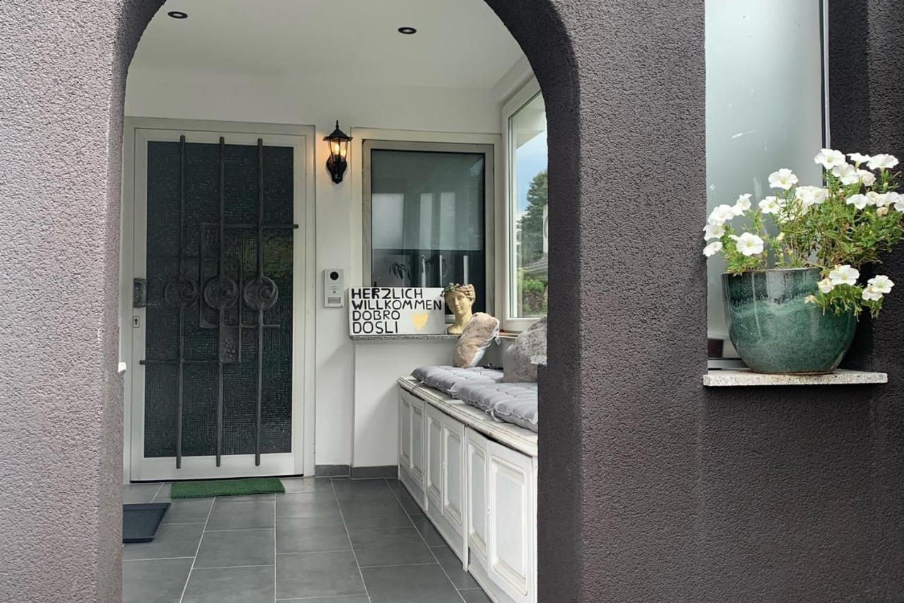 3 Bedroom Apartment In Leverkusen Kültér fotó
